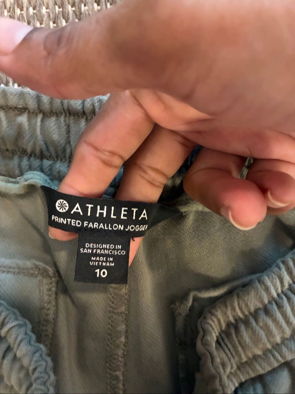 Athletic printed Farallon joggers women’s size 10  - Picture 7 of 7